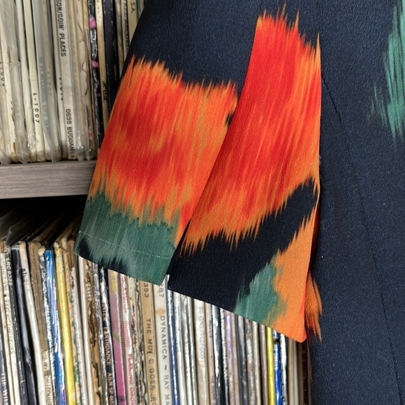 Anthropologie Maginn Dress in Oversized Abstract Floral Print Size 2 - Picture 5 of 6